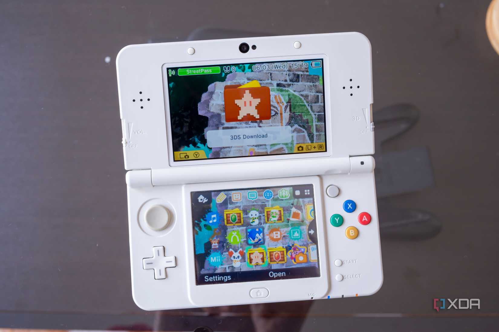 A hacked Nintendo 3DS is better than any gaming handheld