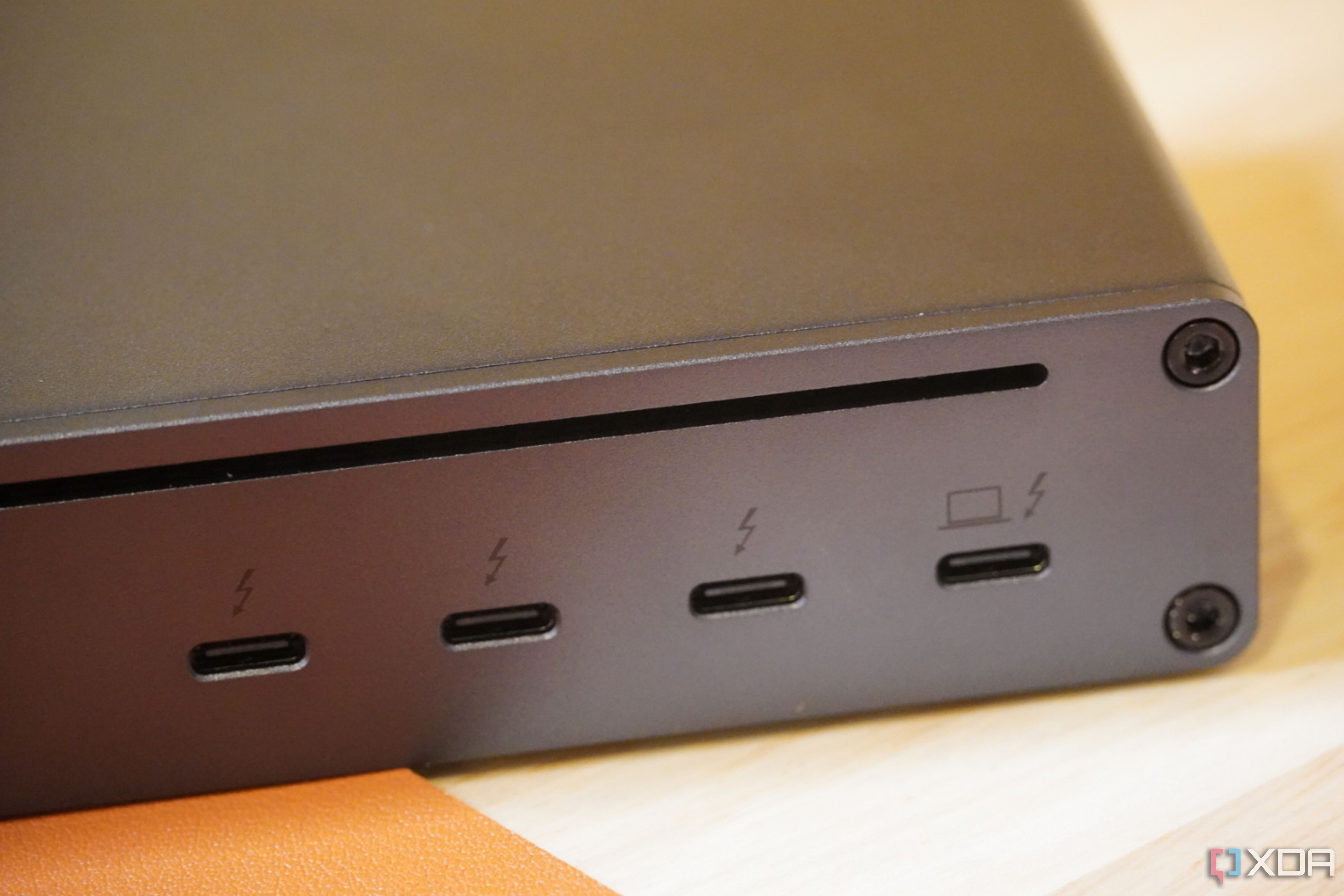 Ugreen Revodok Max 208 review: An expensive Thunderbolt dock