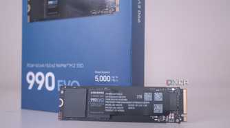 Samsung 990 Evo hero box shot
