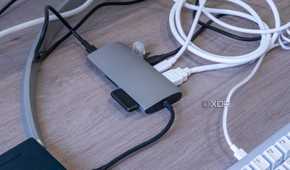 Satechi Multiport Adapter 8K with Ethernet V3-32-1