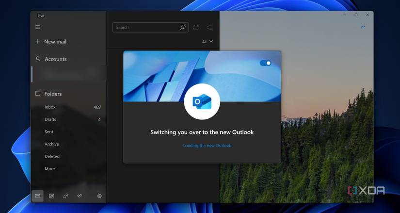 Screenshot showing switching to the new Outlook notification