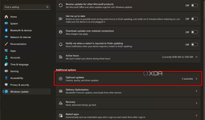 Screenshot of Advanced options for Windows Update in Windows 11, with the optional updates button highlighted