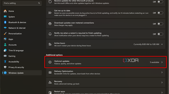 Screenshot of Advanced options for Windows Update in Windows 11, with the optional updates button highlighted