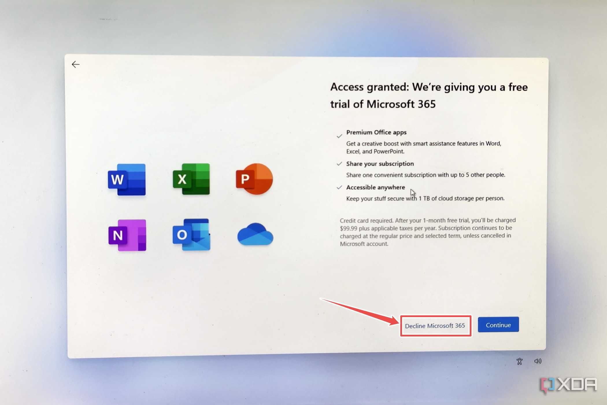 The Microsoft 365 ad pitch inside the Windows 11 ARM64 installer