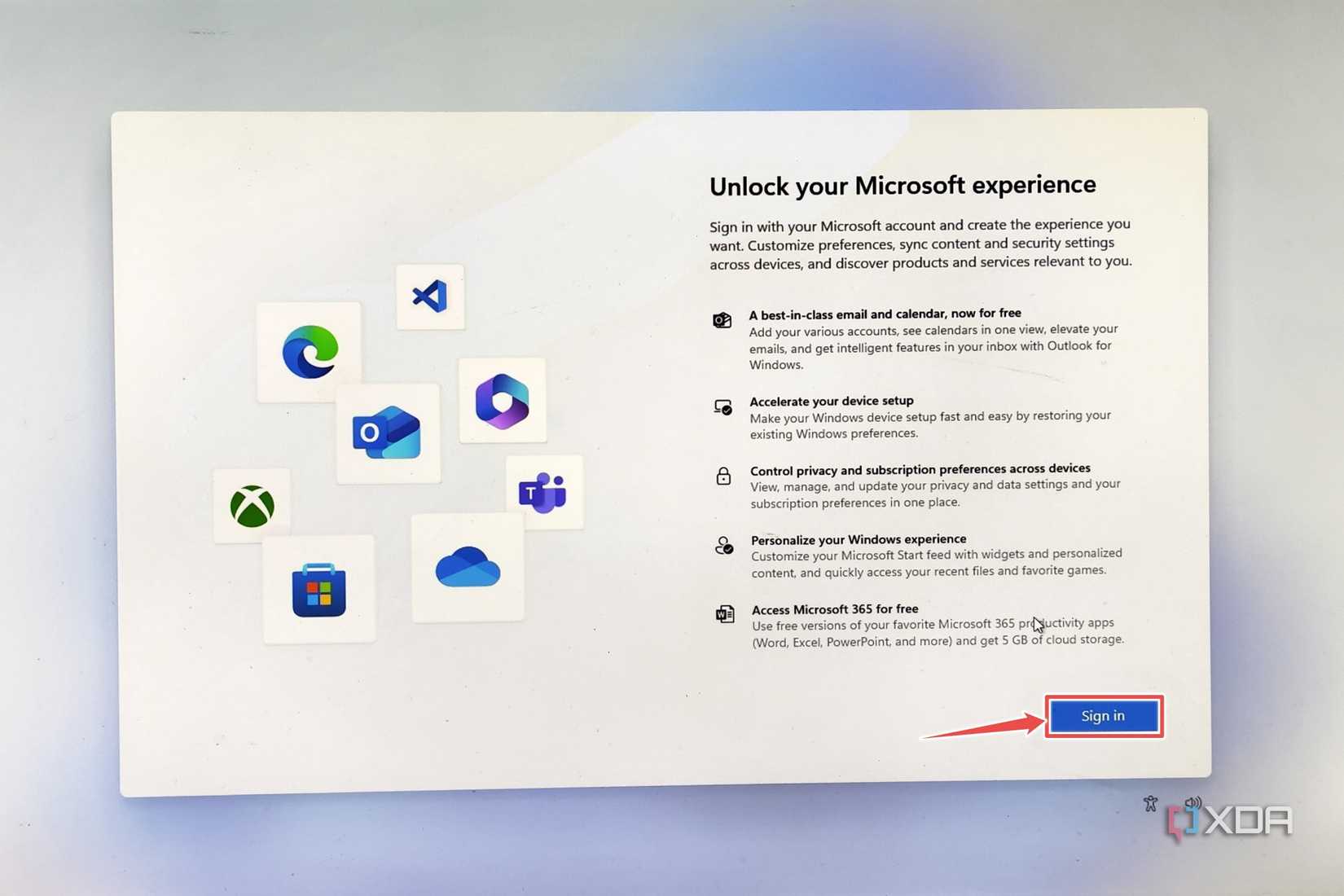 The Windows 11 ARM64 installer with the Sign in option highlighted