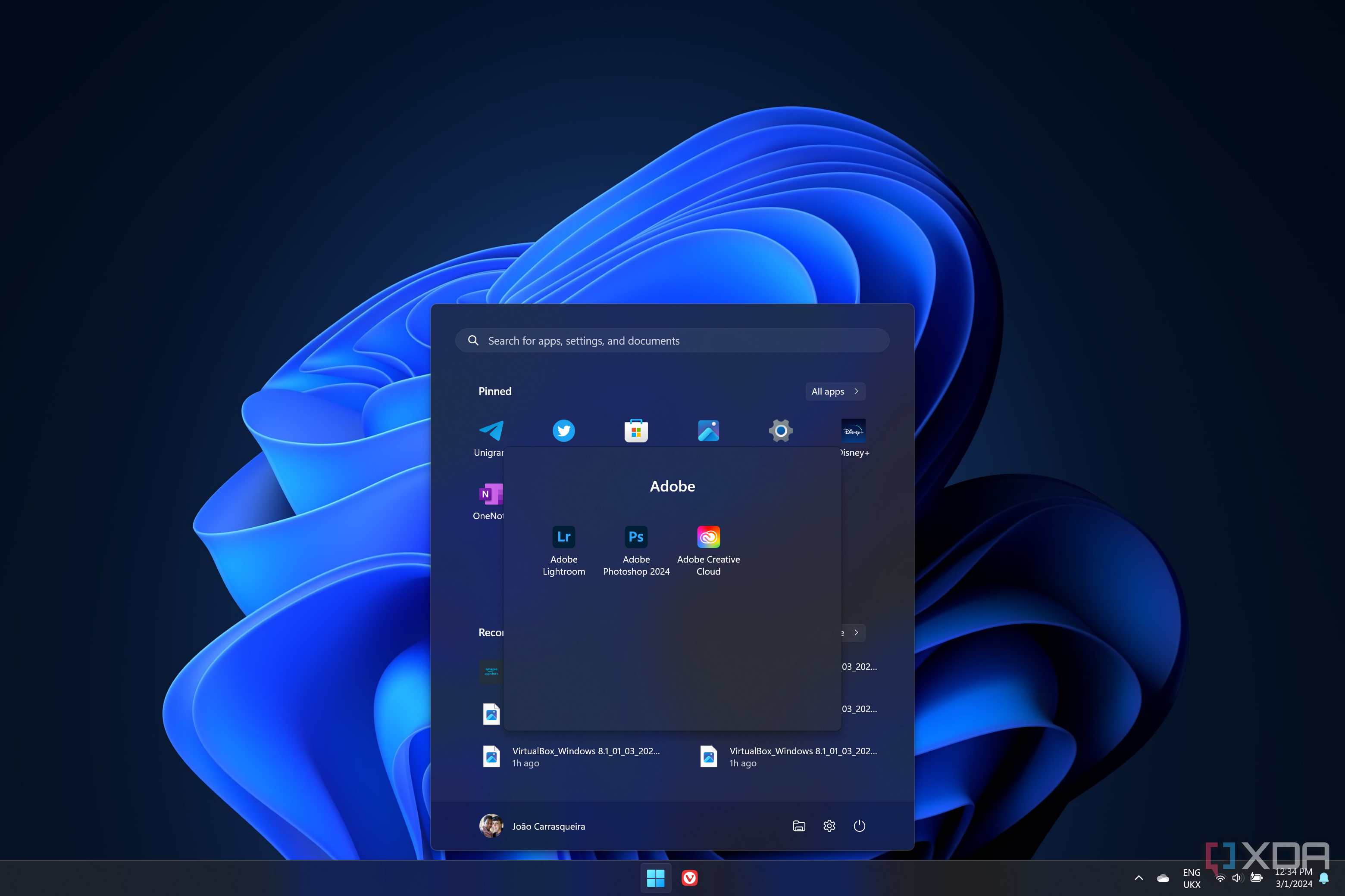Windows 11 Start menu showing an expanded folder
