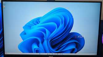 7 monitor settings windows background