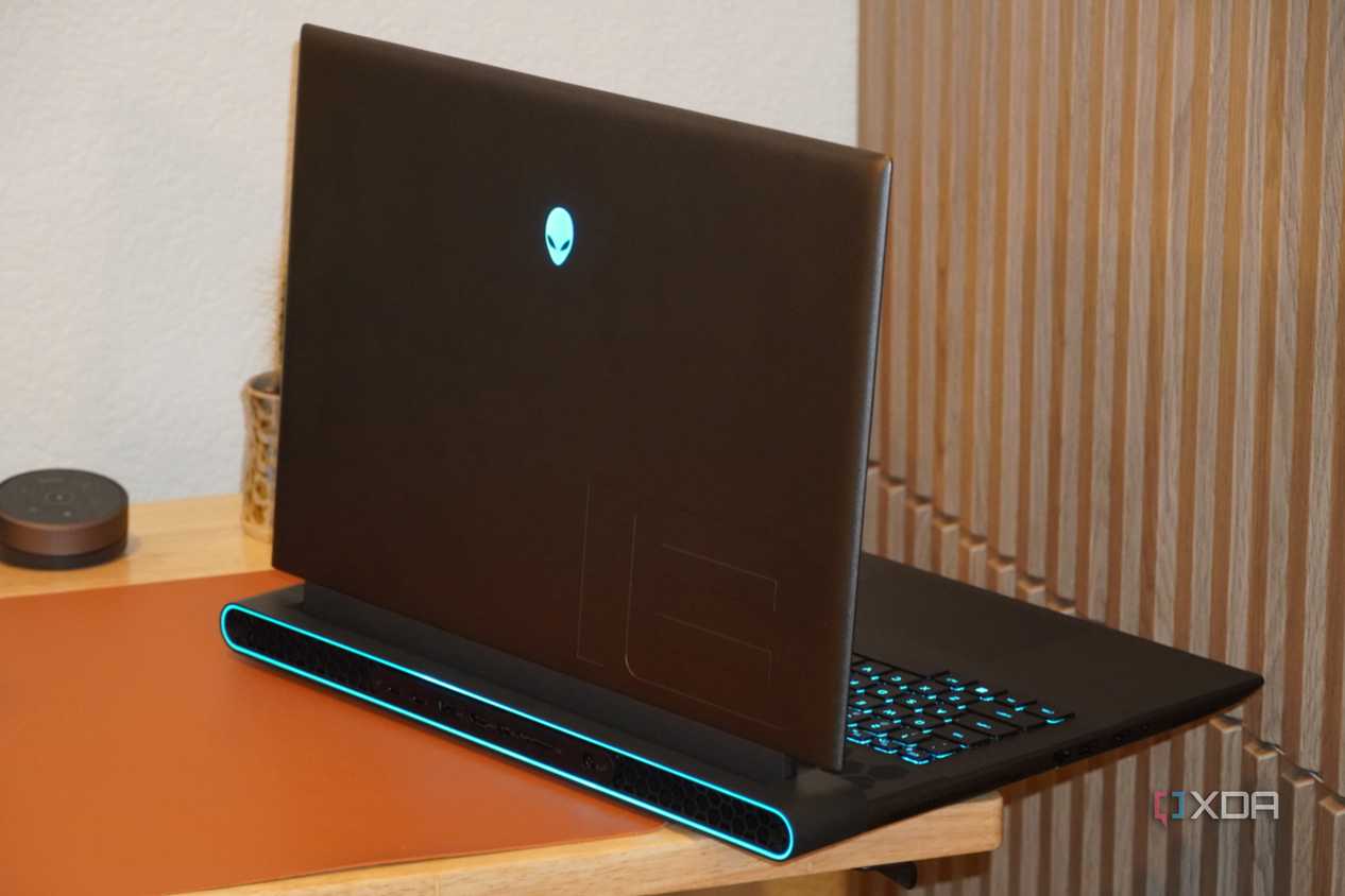 Alienware M18 R2 Reddit Alienware m18 R2 review: A premium, beastly laptop for no-compromises ...