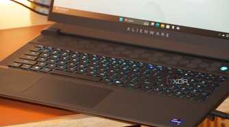 Alienware-m18-R2-7