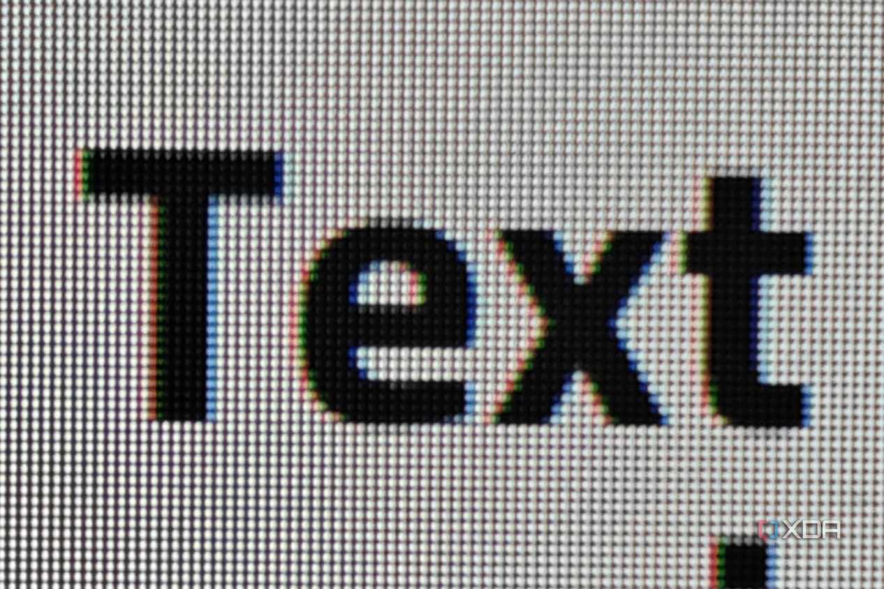 A screenshot showing text fringing on OLED monitors.