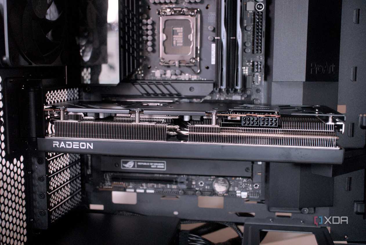 Asus ProArt PA602 GPU installed