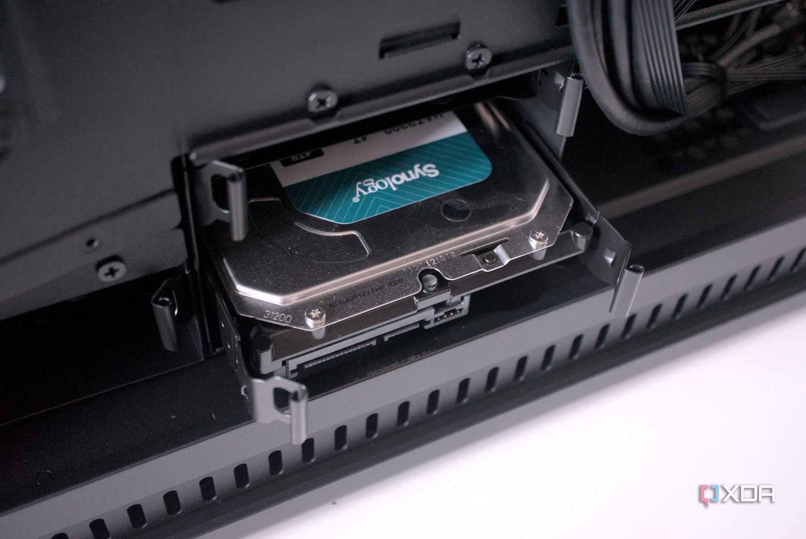 Installing a HDD inside the Asus ProArt PA602