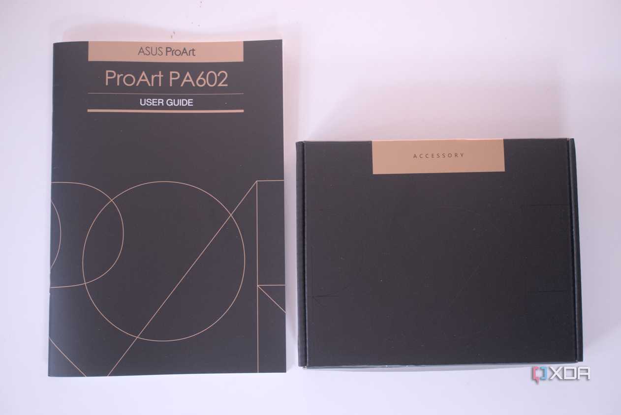 Asus ProArt PA602 manual and box