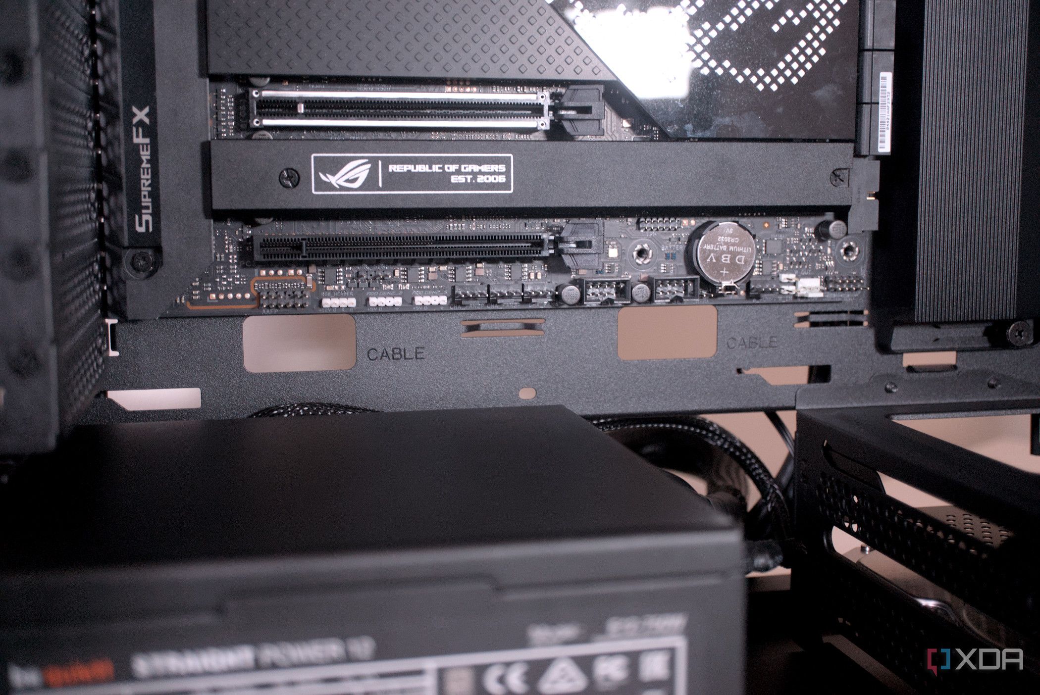 Asus ProArt PA602 cabling
