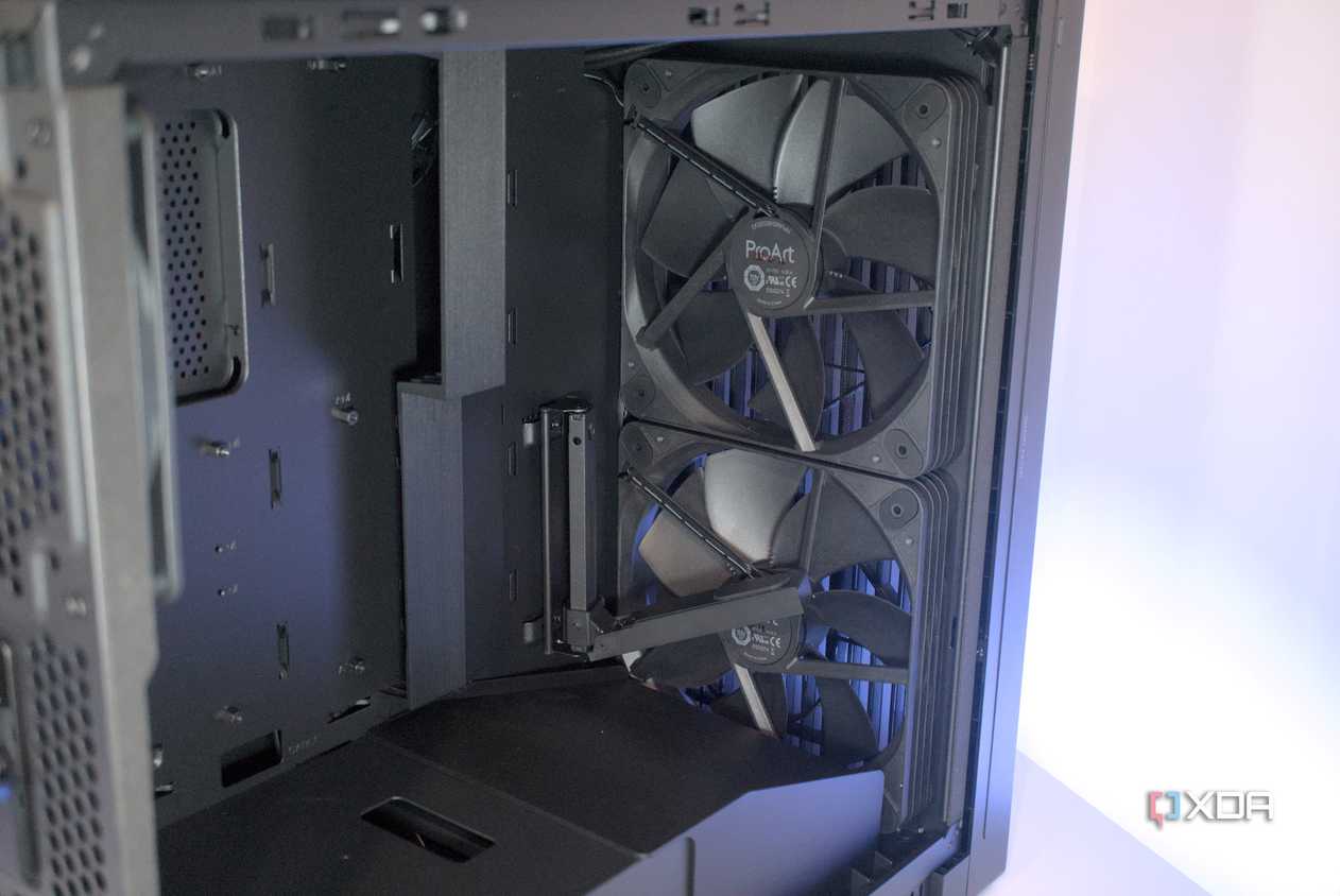 Inside the Asus ProArt PA602