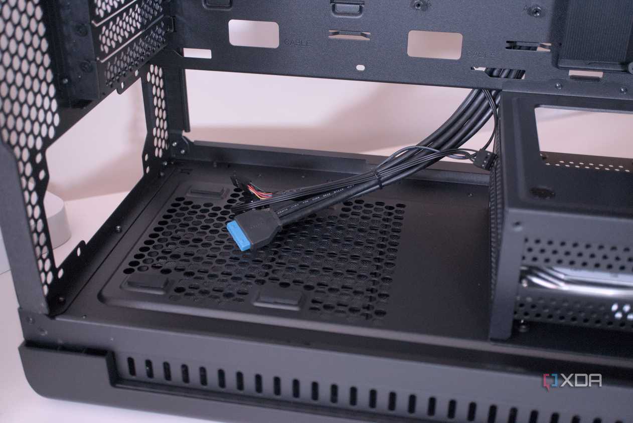 Removed the Asus ProArt PA602 PSU shroud
