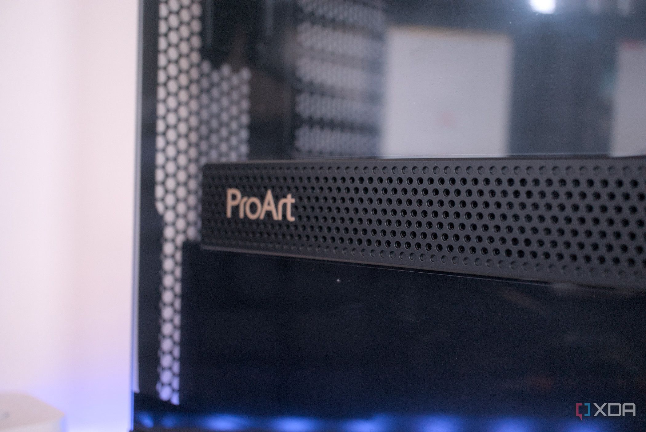 Asus ProArt PA602 GPU vent