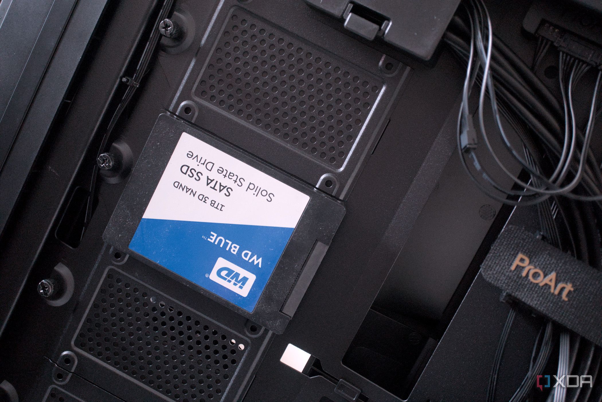 asus-proart-pa602-case-ssd-install-side