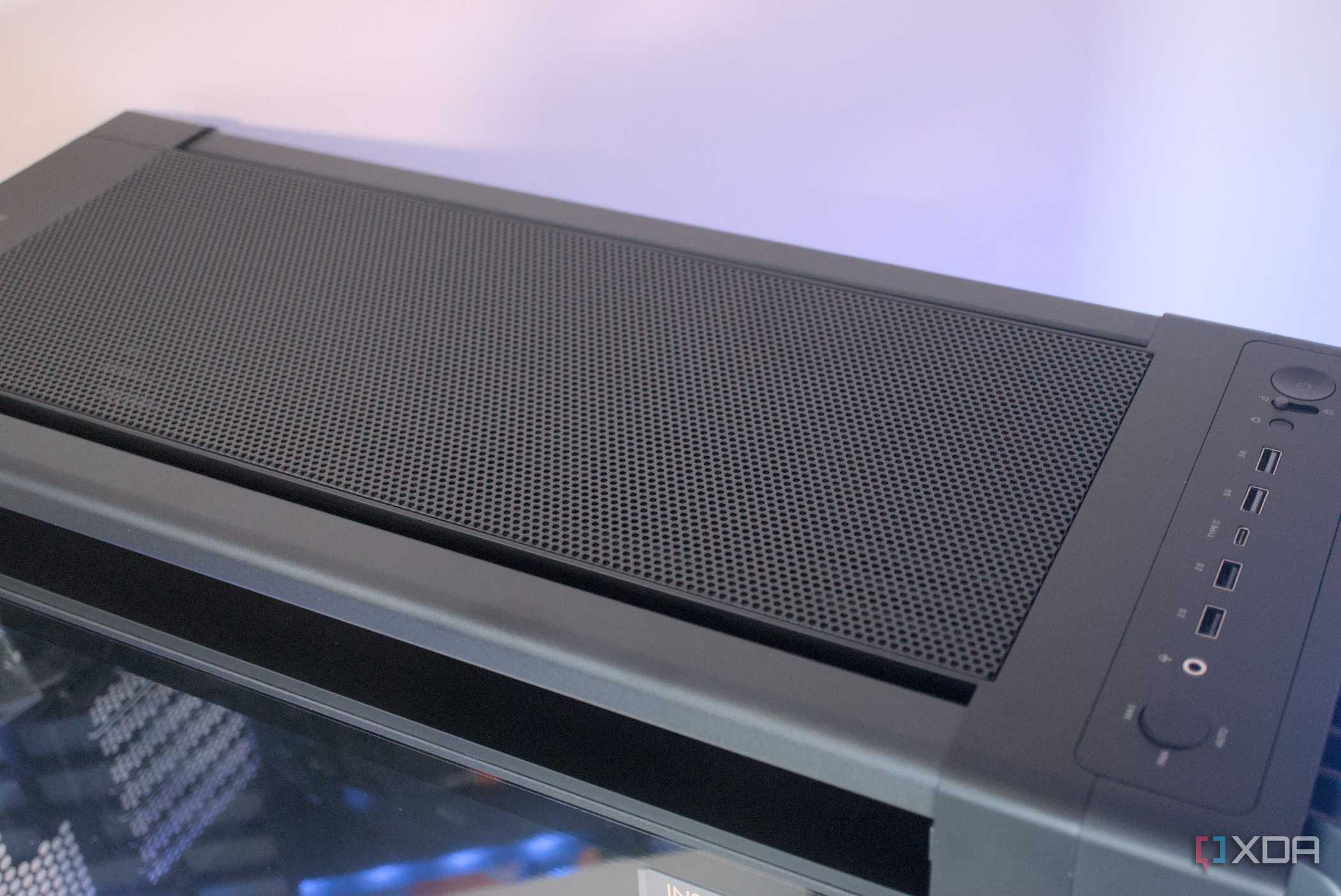 Asus ProArt PA602 top grill