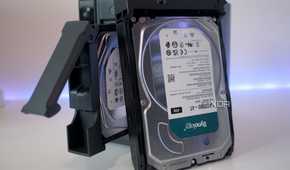 Asustor Drivestor 2 Pro Gen2 (AS3302T v2) with drives