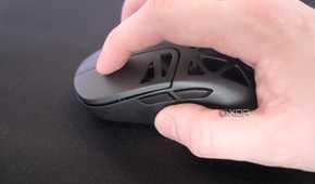 hyte-cnvs-keychron-mouse-held