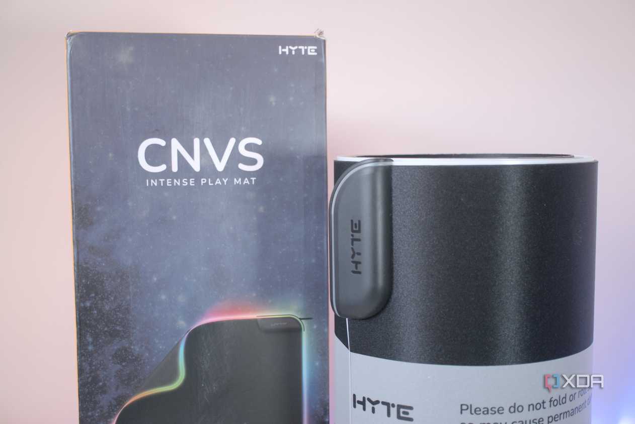 Unboxing the HYTE CNVS