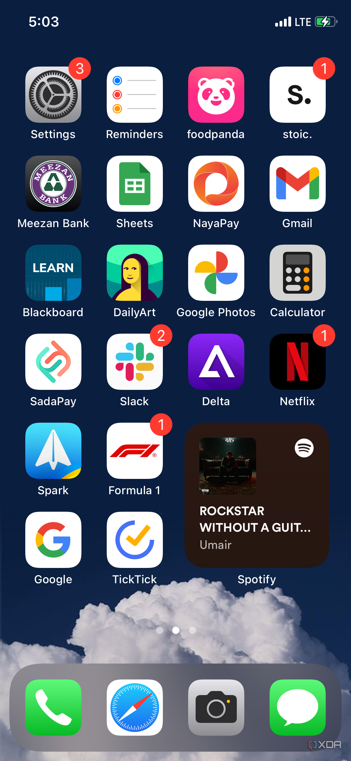 Uno screenshot iOS della schermata iniziale che mostra l'app Delta.
