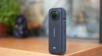 Insta360 body upright
