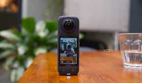 Insta360 x4