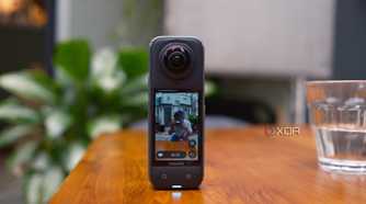 Insta360 x4