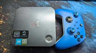 intel mini pc size comparison with xbox controller