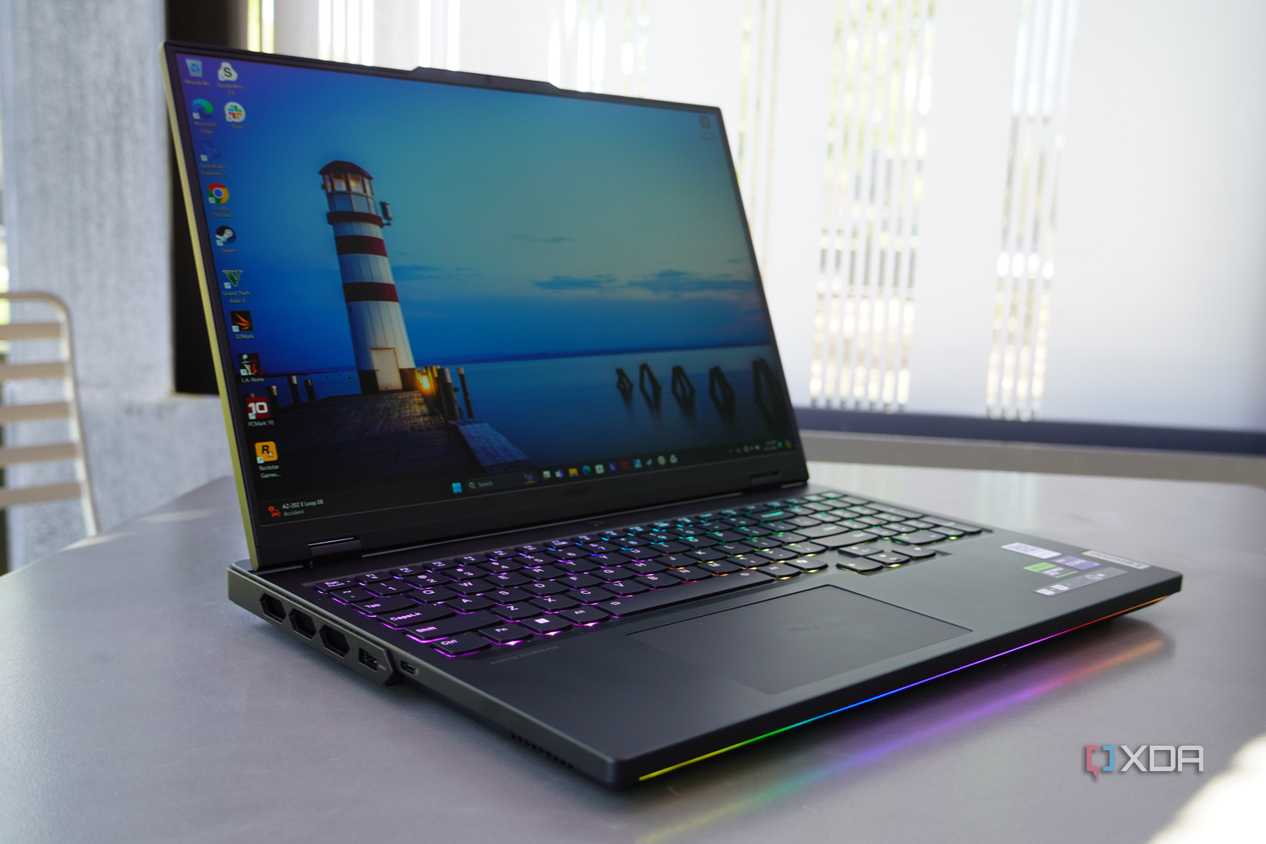 Lenovo-Legion-Pro-7i-Gen9-24