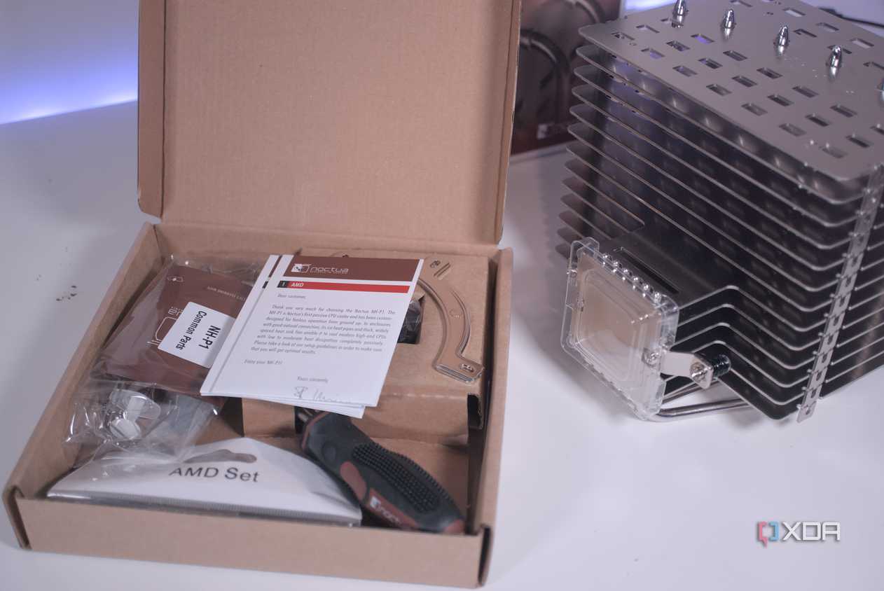 Noctua NH-P1 accessories box
