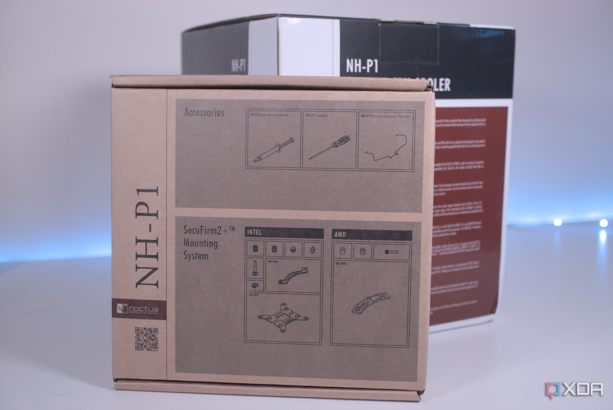 Noctua NH-P1 accessories box