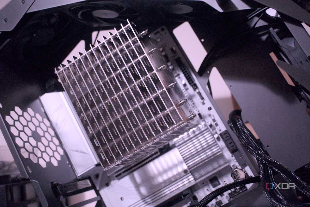 Noctua NH-P1 installed inside a case