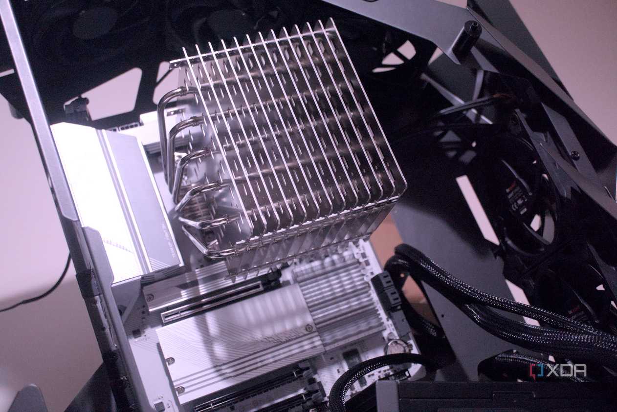 Noctua NH-P1 installed inside a case