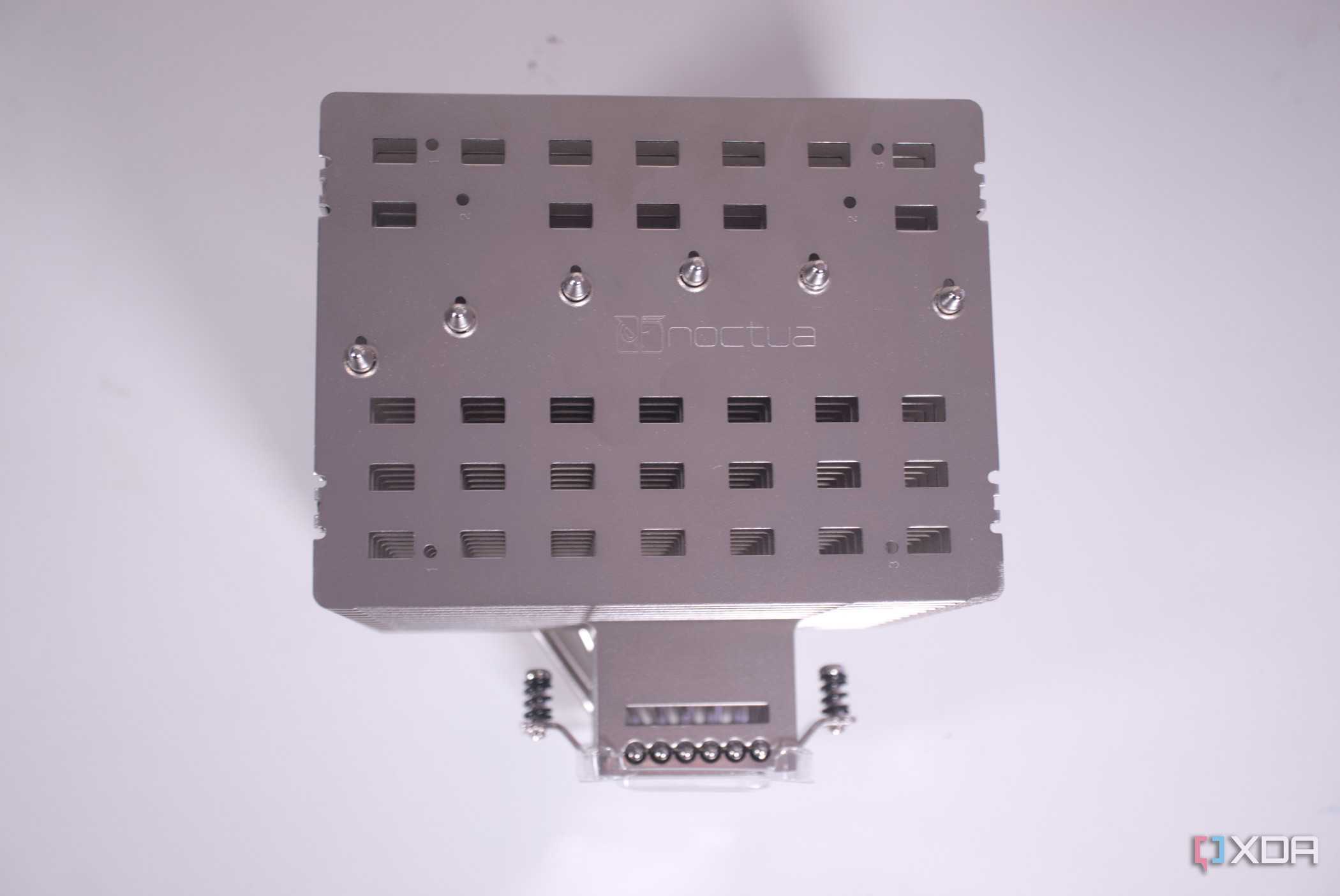 Top down view of the Noctua NH-P1