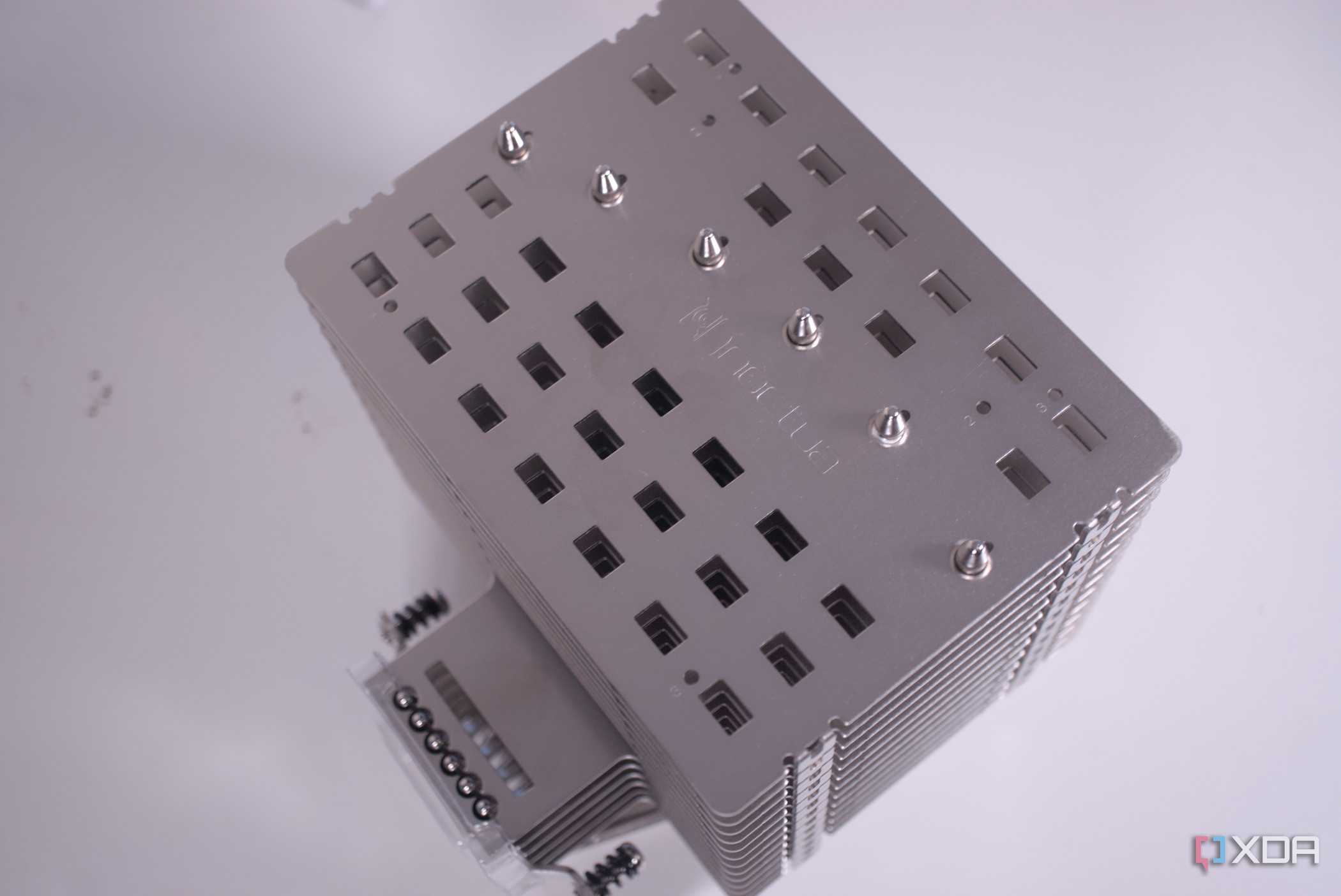 Noctua NH-P1 side provile
