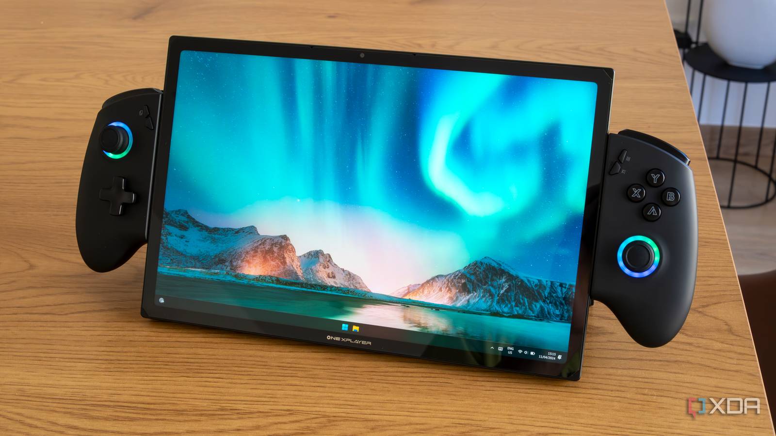 6 things Windows needs to fix to make gaming handhelds bearable