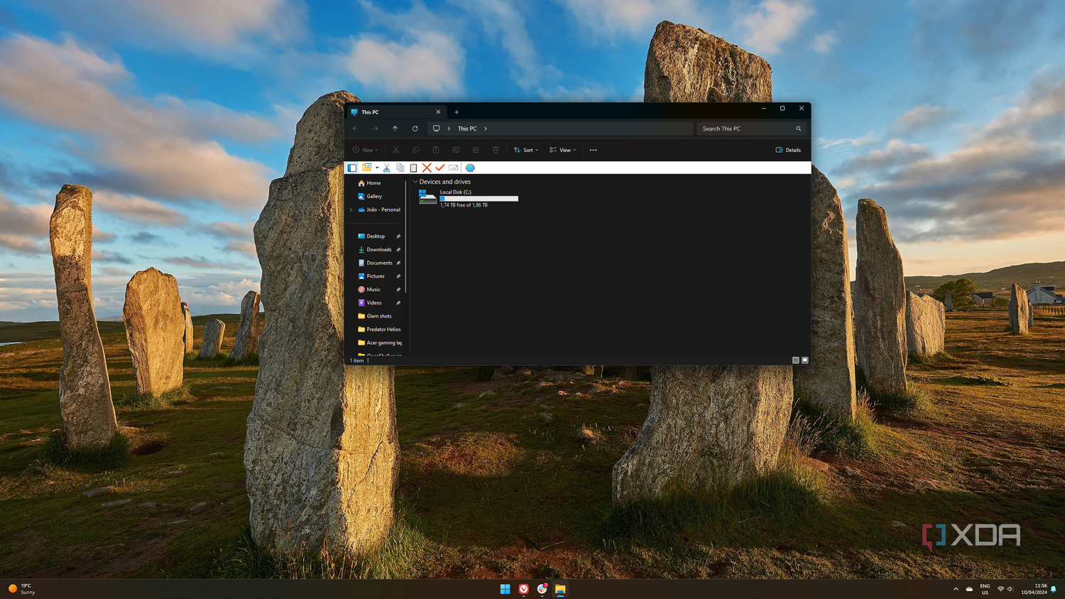 Screenshot of the Windows 11 File Explorer with the OpenShell command bar