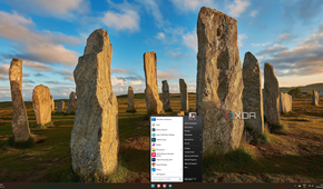 Screenshot of a Windows 11 desktop with a Start menu reminiscent of Windows Vista and 7