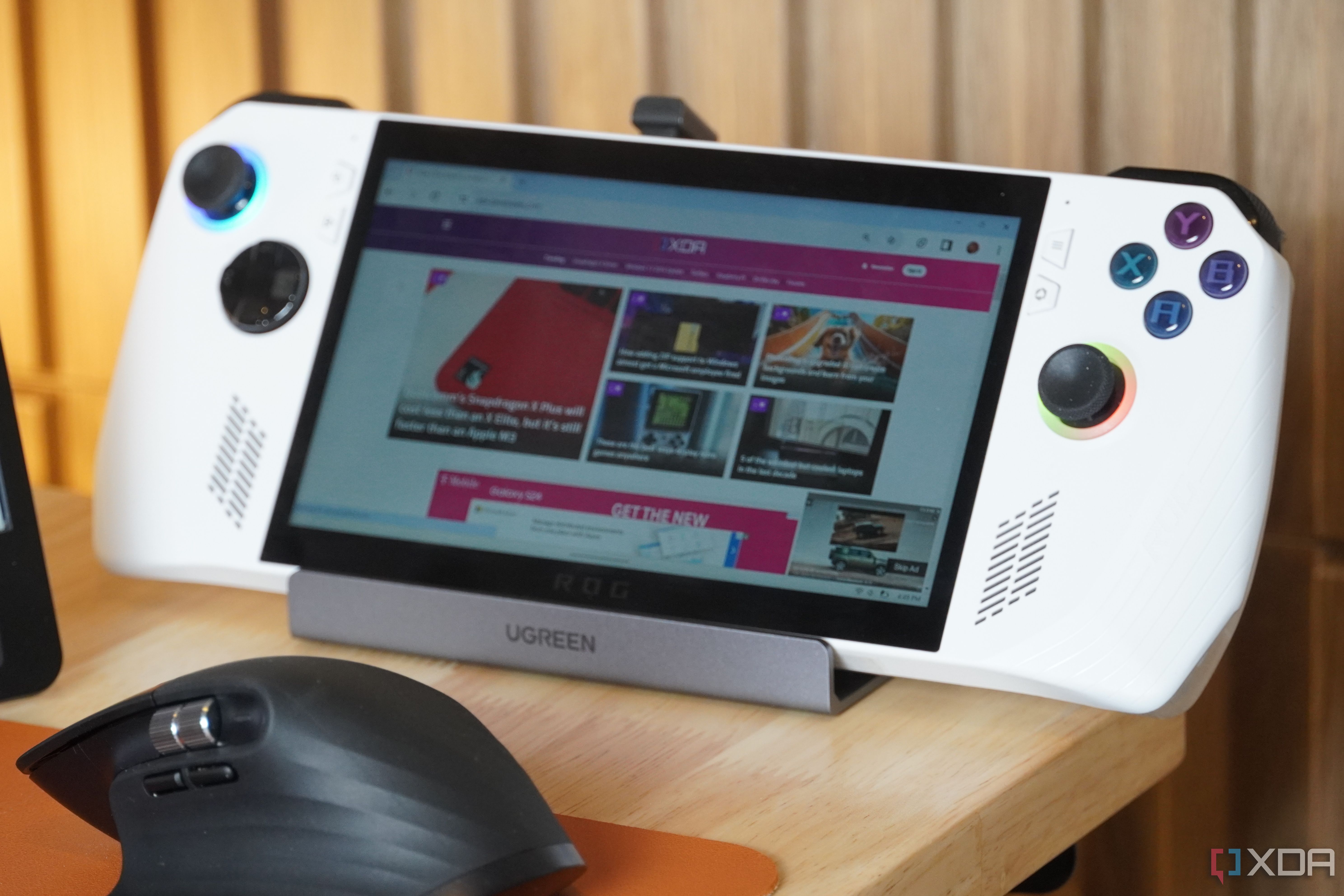 PC-Handheld-laptop-2