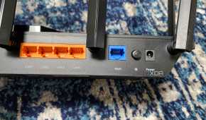 Plug in a TP-Link router 1