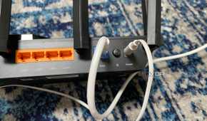 Plug in a TP-Link router 3