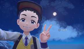 Screenshot of the main character in Pokémon Violet taking a selfie