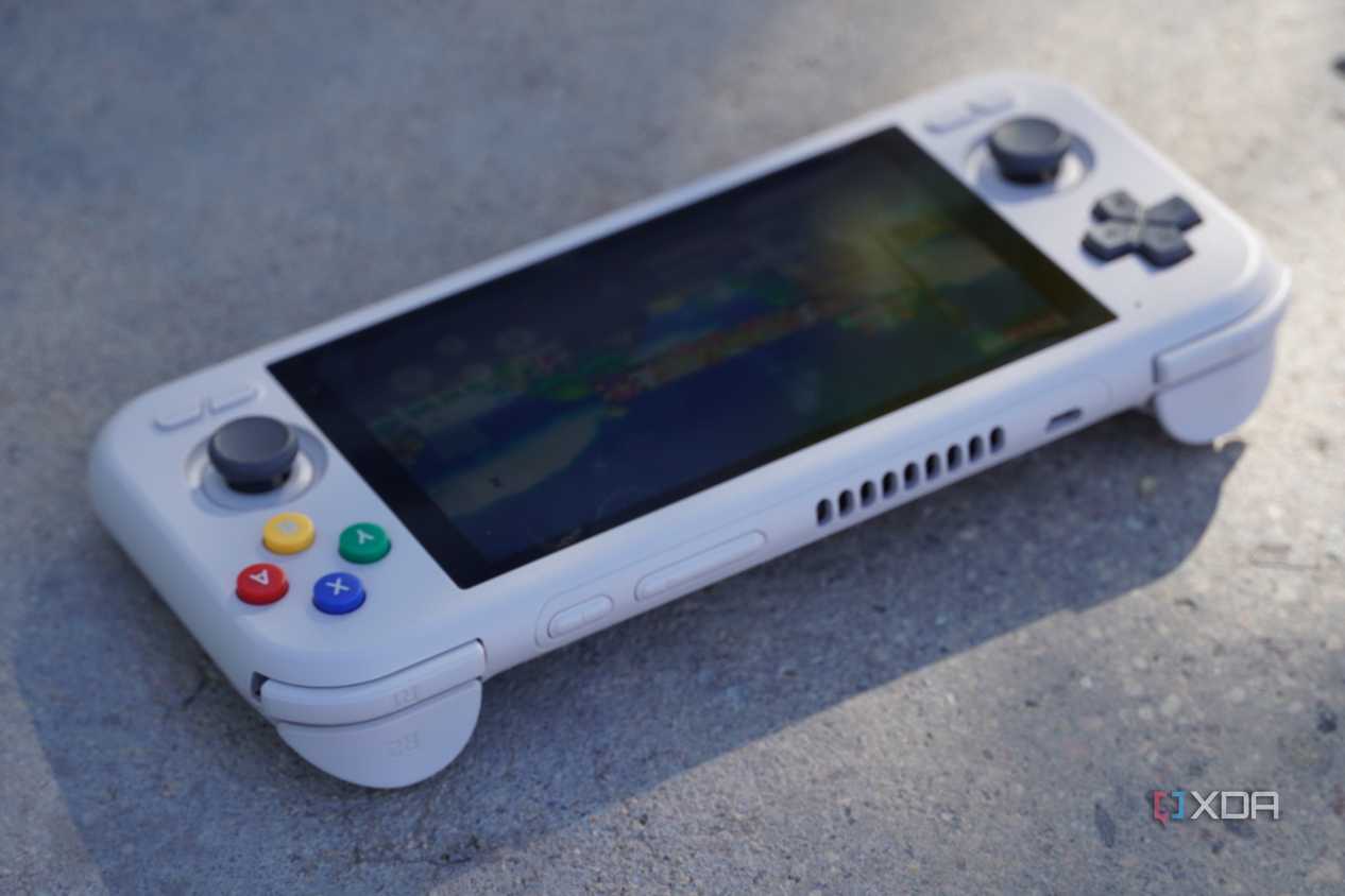 Retroid-Pocket-22