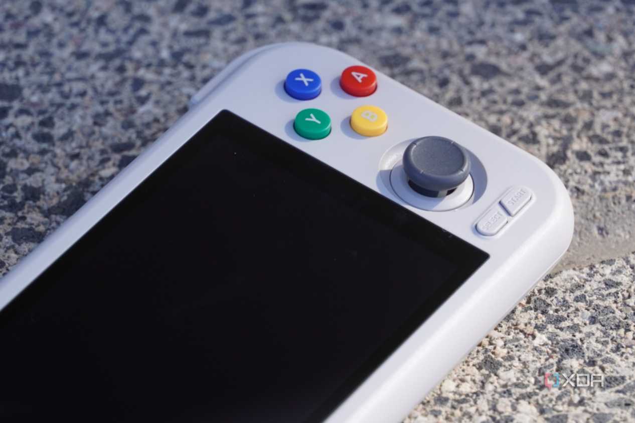 The buttons on the right side of a Retroid Pocket 4 Pro.