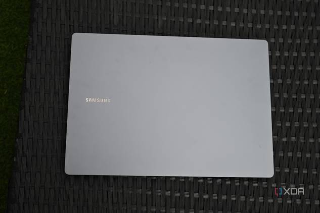 Samsung Galaxy Book 4 Ultra outdoor top