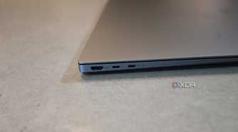 Right side view of Samsung Galaxy Book 4 Ultra ports