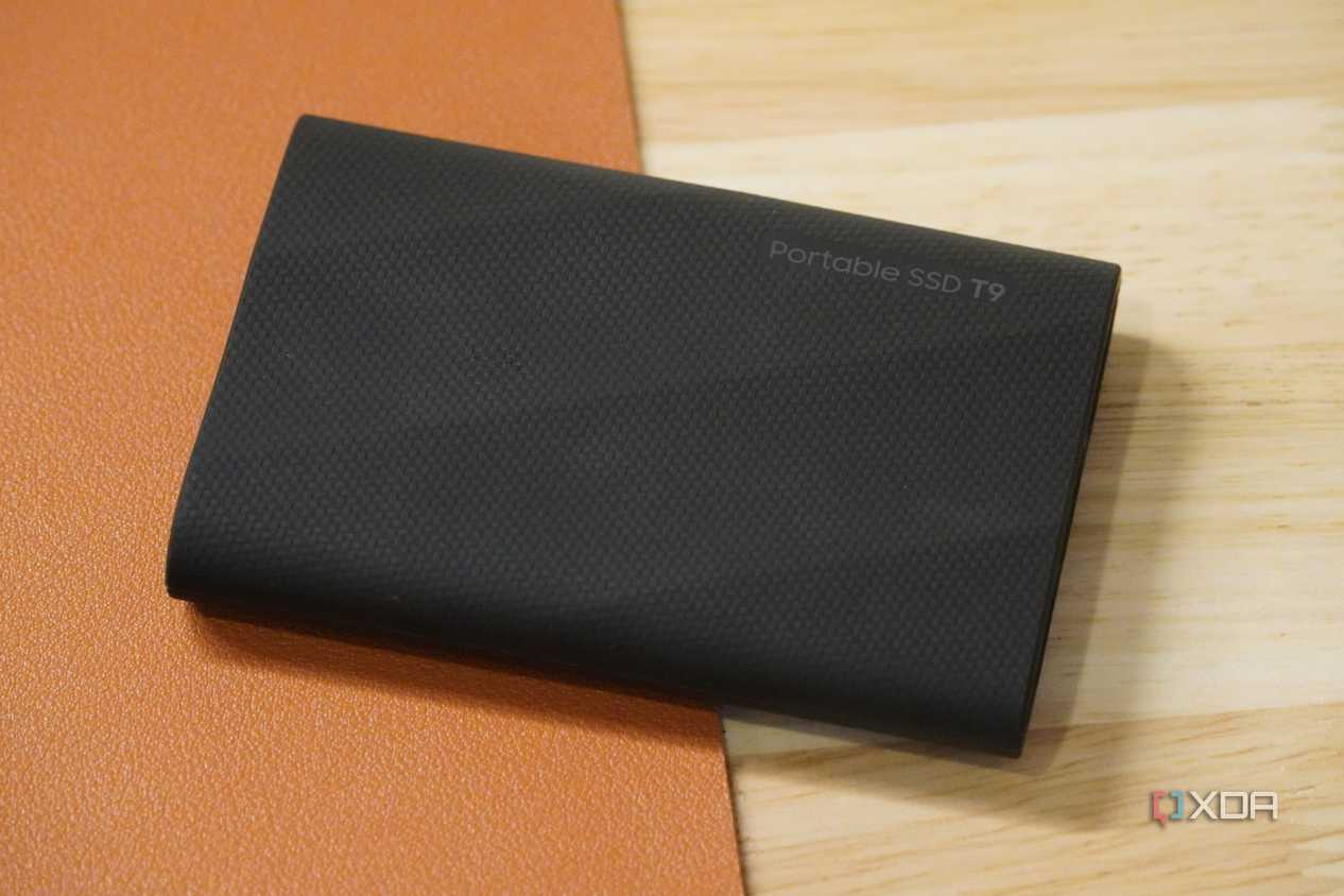 Samsung-T9-Portable-SSD-2